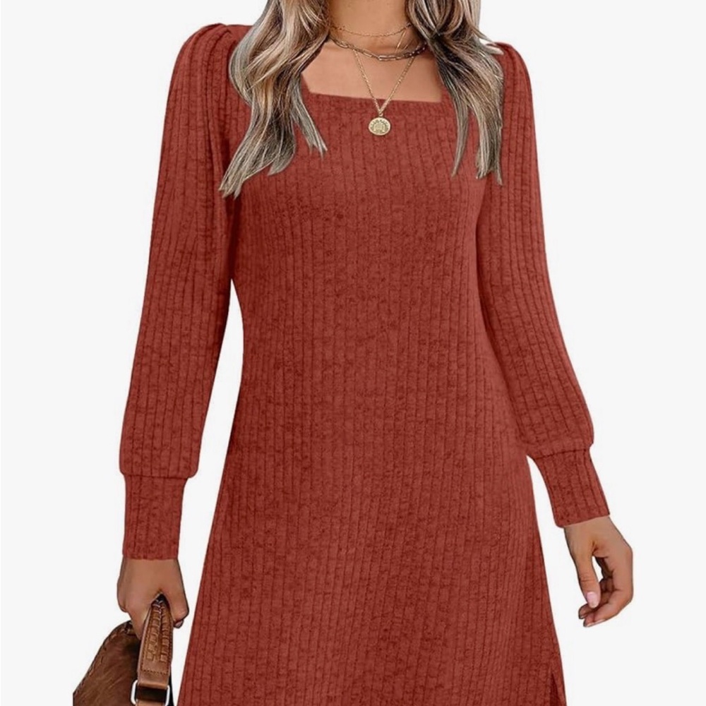 Long-sleeved, Ribbed Knit Dress - Picture 2 of 5